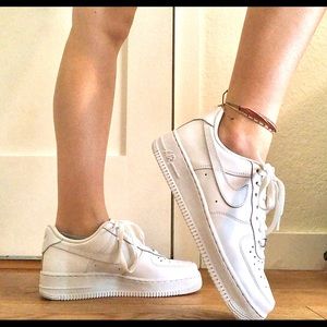 White Nike Air Force 1’s